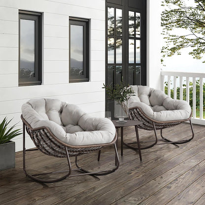 Scandinavian Swing: Modern Egg Chair with Cozy Comfort